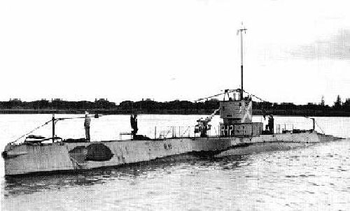 USS R-12